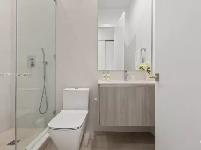 4-bedroom home for sale in Miami - 2225 SW 18th Ave - MondialRealty