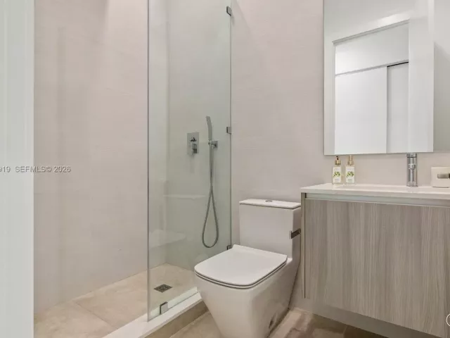 4-bedroom home for sale in Miami - 2225 SW 18th Ave - MondialRealty