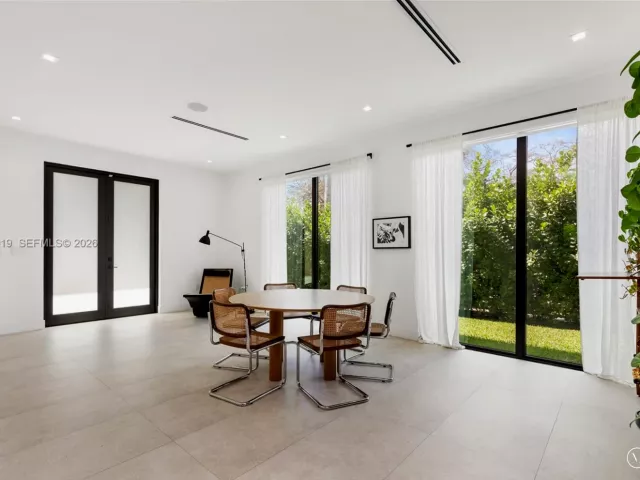 4-bedroom home for sale in Miami - 2225 SW 18th Ave - MondialRealty