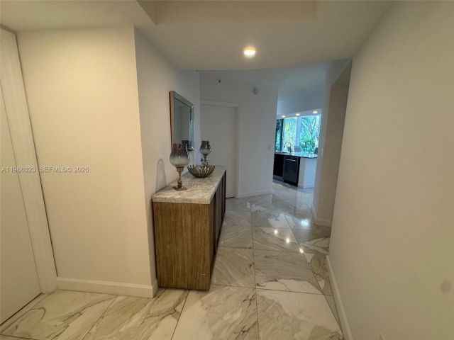 Apartment for rent  Unit #208 - photo 7506553