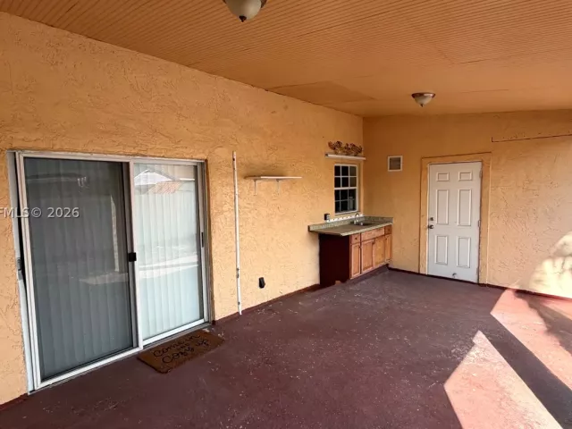 3-bedroom home for sale in Miami - 11249 SW 33rd Cir Pl - MondialRealty