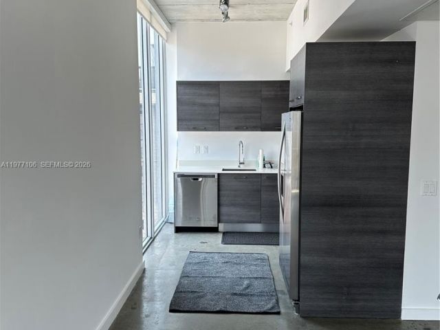 Apartment for rent  Unit #1410 - photo 7467808