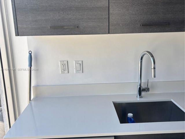 Apartment for rent  Unit #1410 - photo 7467809