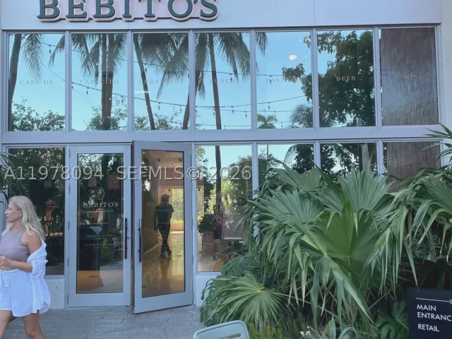 2-bedroom condo for rent in Miami Beach - 1500 Bay Rd 524S - MondialRealty