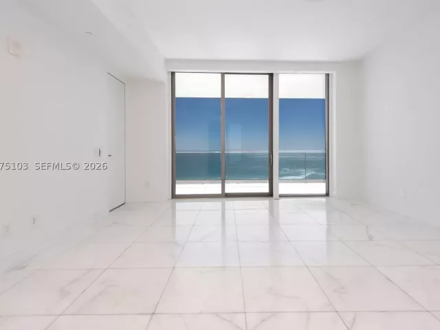 3-bedroom condo for sale in Sunny Isles Beach - 18975 Collins Ave 801 - MondialRealty