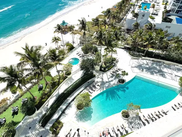 3-bedroom condo for sale in Sunny Isles Beach - 18975 Collins Ave 801 - MondialRealty