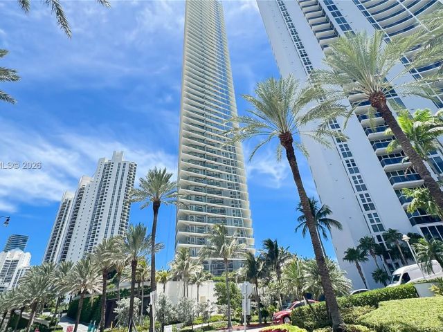 Apartment for sale  Unit #801 - photo 7495656