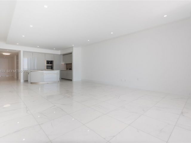 Apartment for sale  Unit #801 - photo 7495669