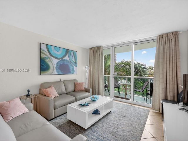 Apartment for rent  Unit #4R - photo 7479234