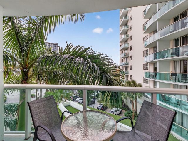 Apartment for rent  Unit #4R - photo 7479236