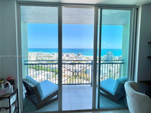 Apartment for rent  Unit #3007 - photo 7511457