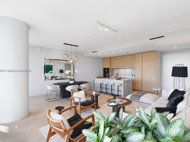 Apartment for sale  Unit #404 - photo 7506127