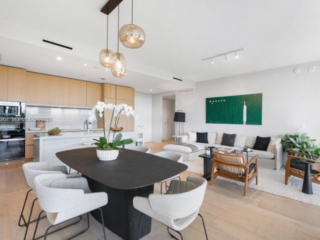 Apartment for sale  Unit #404 - photo 7506128