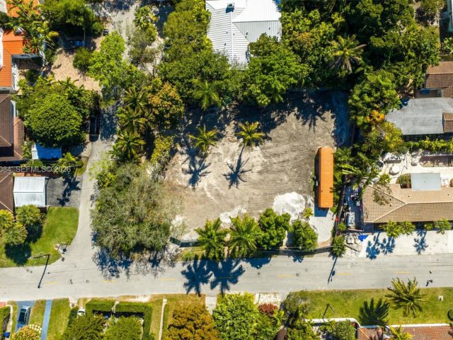 Home for sale at 2880 Fairgreen Dr - photo 7469024