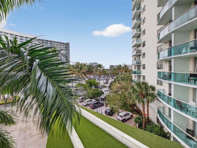 Apartment for rent  Unit #4R - photo 7524998