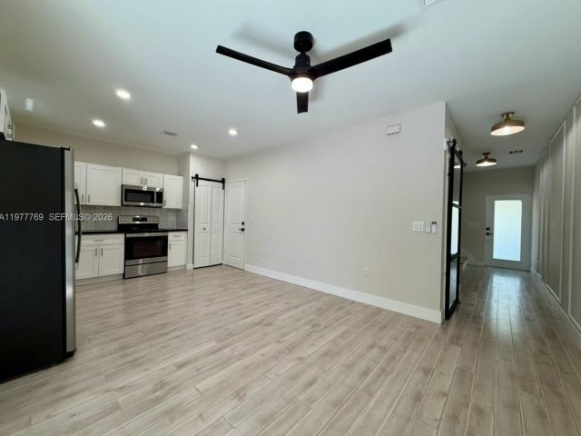 Home for sale at 1035 NW 2nd Ave - photo 7483160
