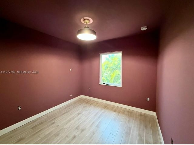 Home for sale at 1035 NW 2nd Ave - photo 7483173