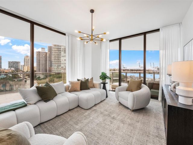 Apartment for rent  Unit #901 - photo 7504908