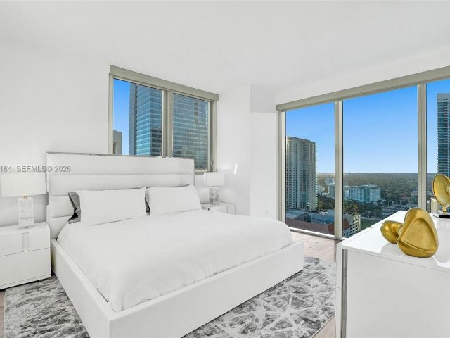 Apartment for rent  Unit #2702 - photo 7509808