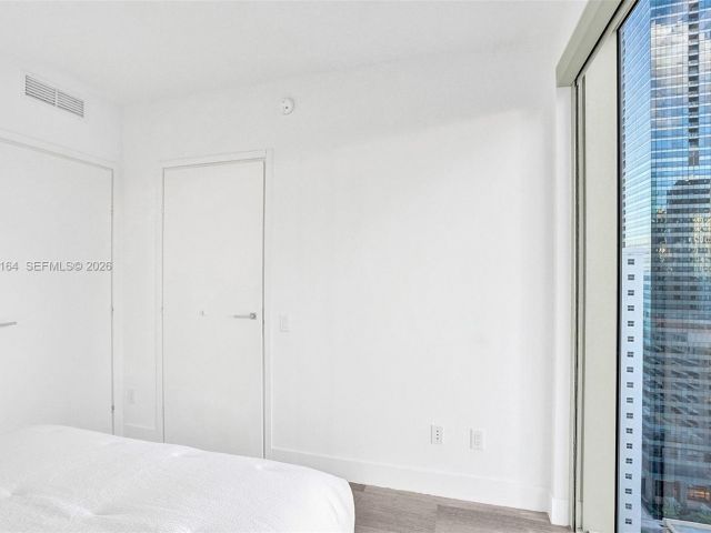 Apartment for rent  Unit #2702 - photo 7509824