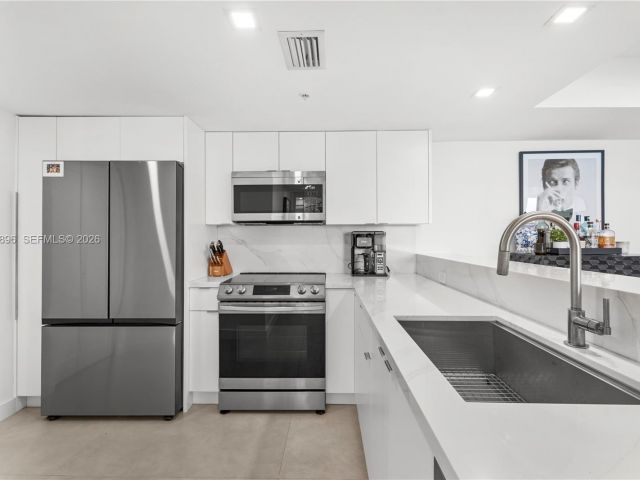 Apartment for sale  Unit #2303 - photo 7508657