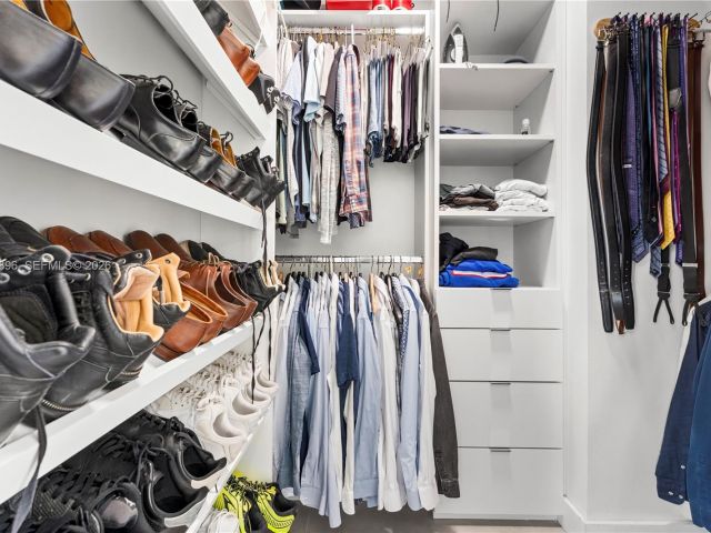 Apartment for sale  Unit #2303 - photo 7508663