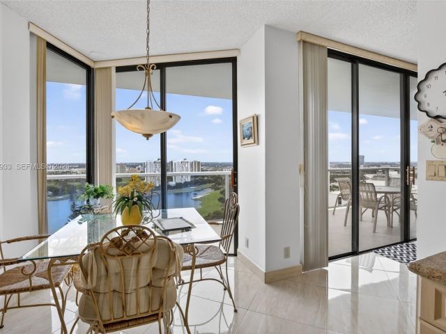 Apartment for sale  Unit #2403 - photo 7503121