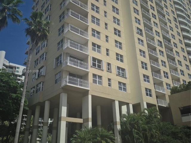 Apartment for sale  Unit #2007 - photo 7479014