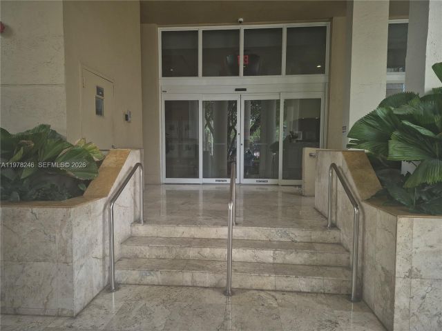 Apartment for sale  Unit #2007 - photo 7479034