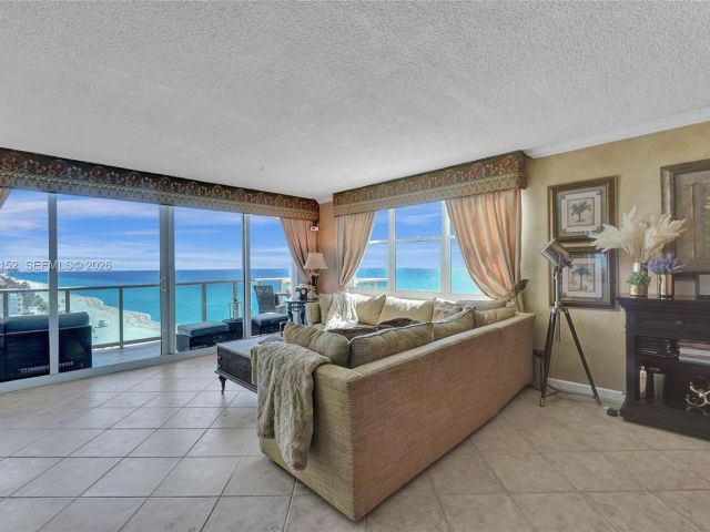 Apartment for rent  Unit #1510 - photo 7477499