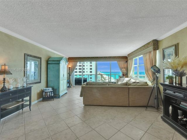 Apartment for rent  Unit #1510 - photo 7477503