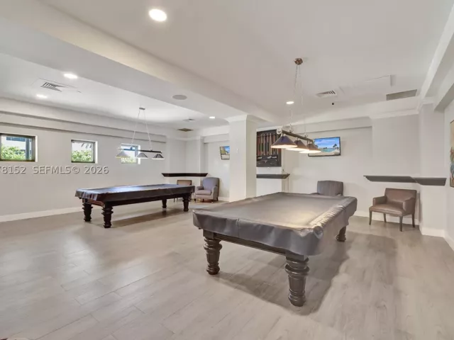 2-bedroom condo for rent in Hollywood - 2501 S Ocean Dr 1510 - MondialRealty