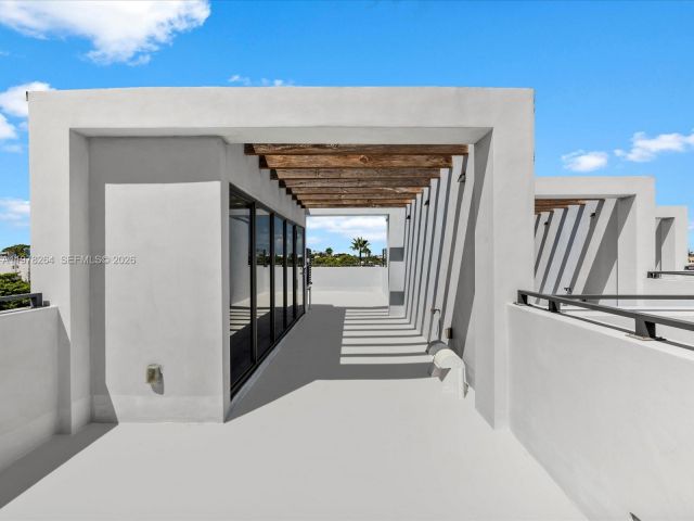 Home for rent at 1134 71st St 1 - photo 7469005