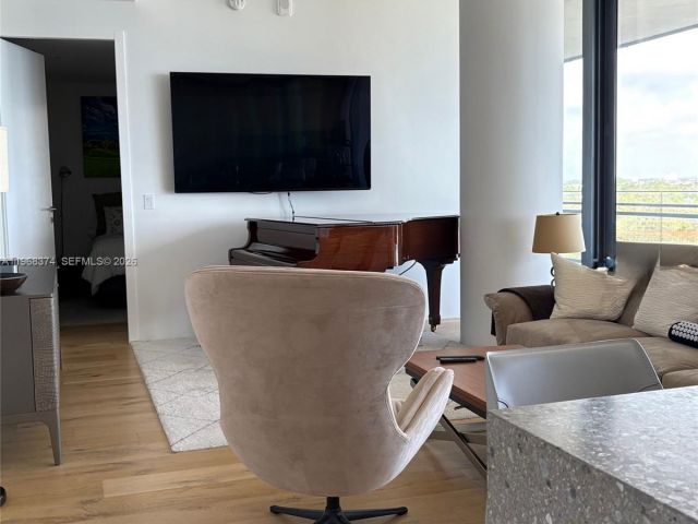 Apartment for rent  Unit #803 - photo 7506112