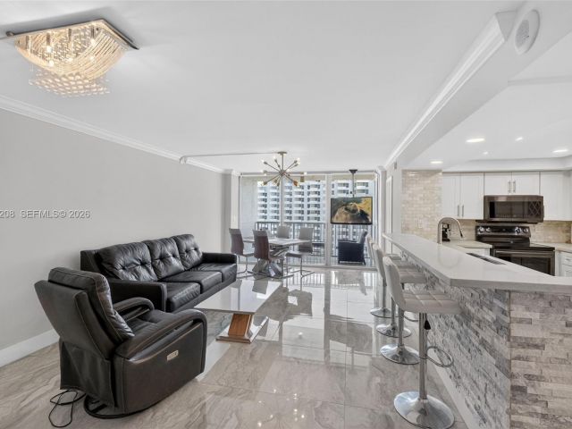 Apartment for sale  Unit #1407 - photo 7526835