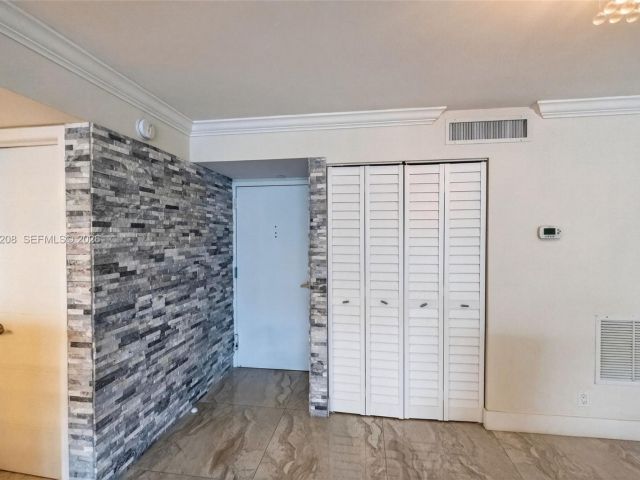 Apartment for sale  Unit #1407 - photo 7526846