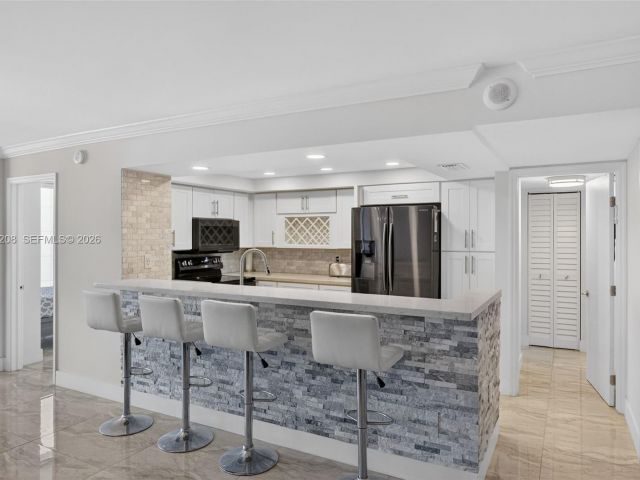 Apartment for sale  Unit #1407 - photo 7526847