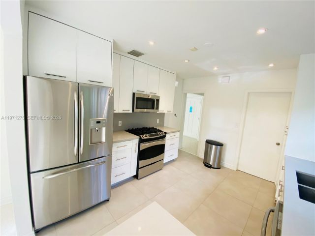 Home for rent at 8959 Dickens Ave - photo 7466997