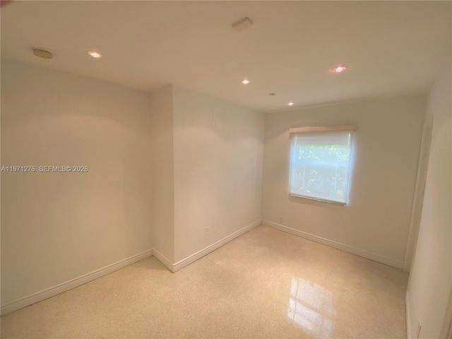 Home for rent at 8959 Dickens Ave - photo 7467007