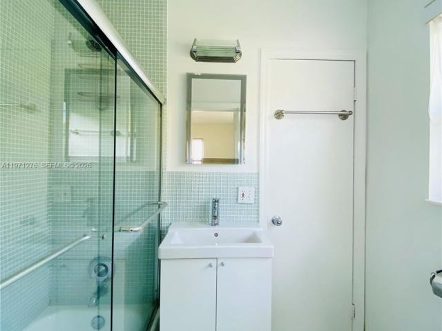 Home for rent at 8959 Dickens Ave - photo 7467008