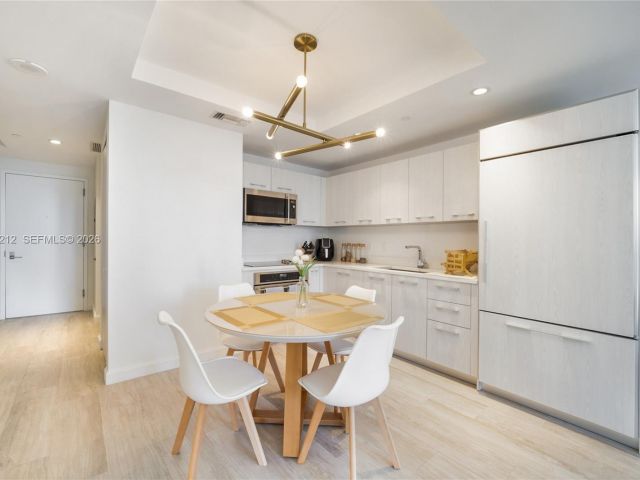 Apartment for rent  Unit #1904 - photo 7508266