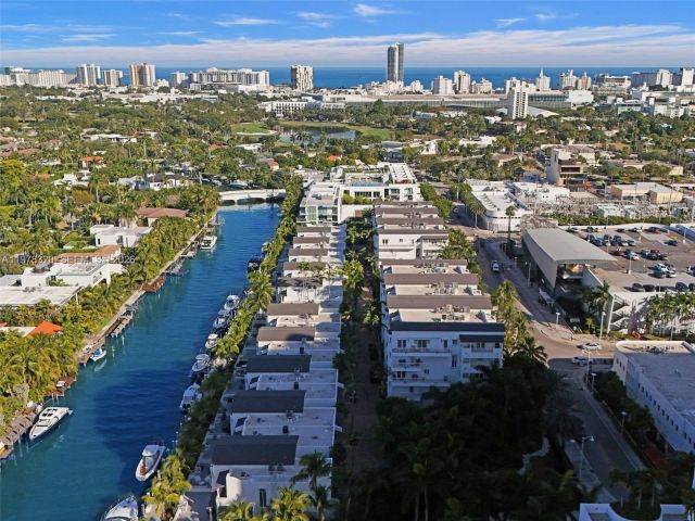 Home for sale at 1415 Sunset Harbour Dr 202 - photo 7468262