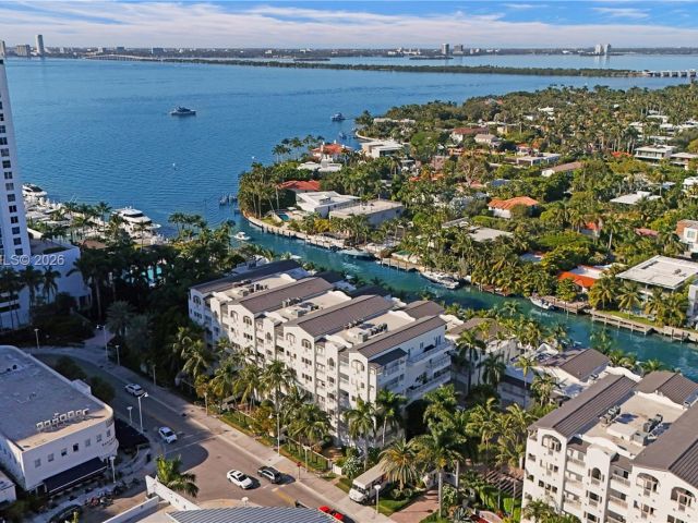 Home for sale at 1415 Sunset Harbour Dr 202 - photo 7468263