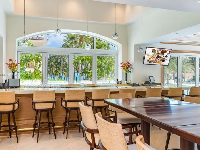 Apartment for rent  Unit #1405 - photo 7490586