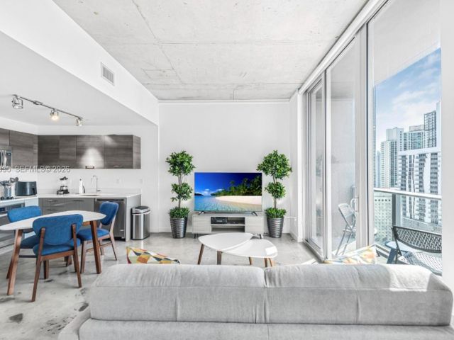 Apartment for rent  Unit #2409 - photo 7467793