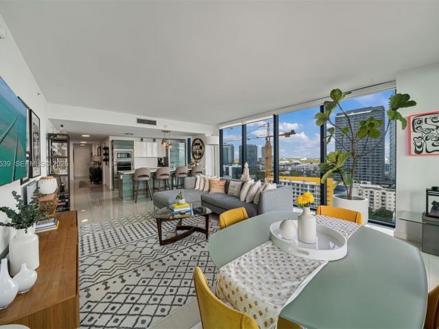 Apartment for rent  Unit #1901 - photo 7516244