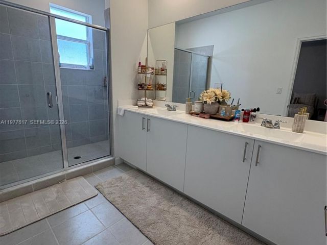 3-bedroom home for rent in Homestead - 2409 SE 28th St 2409 - MondialRealty