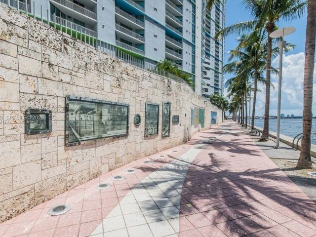 Apartment for rent  Unit #4324 - photo 7487227