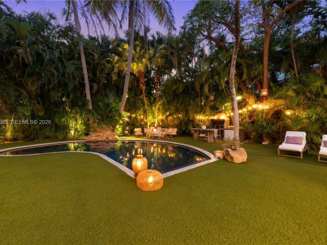 Home for sale at 330 Gulf Rd - photo 7452262