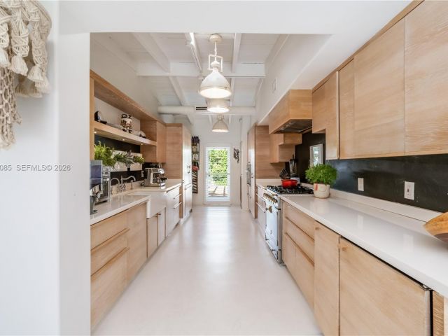 Home for sale at 330 Gulf Rd - photo 7452288